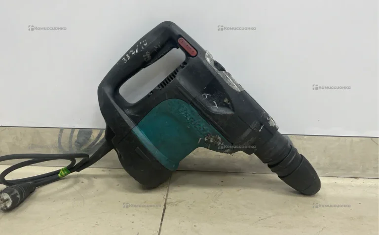 Перфоратор makita HR4501C