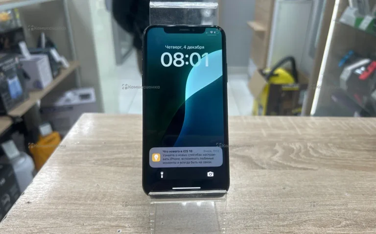 Apple iPhone X 3/64 ГБ