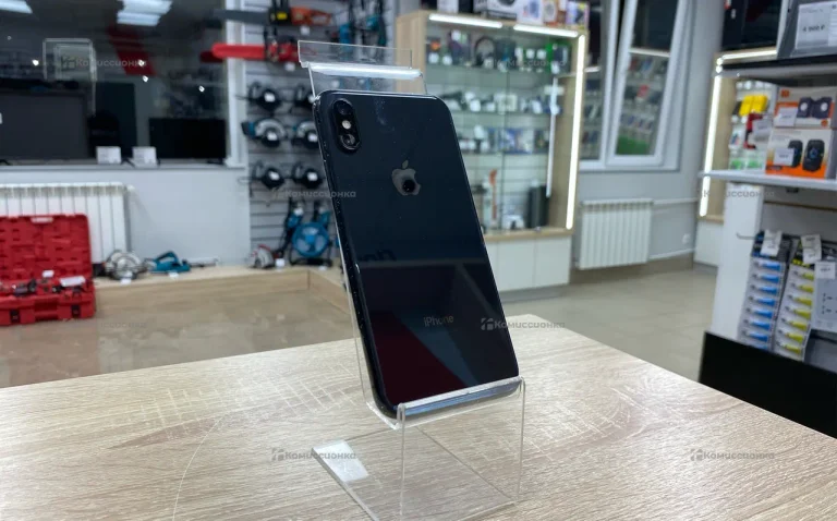 Apple iPhone XS 4/64 ГБ