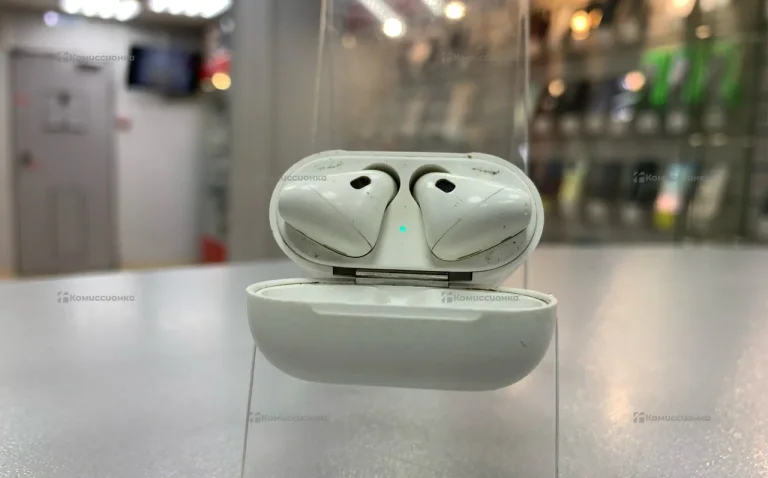 Наушники  AirPods