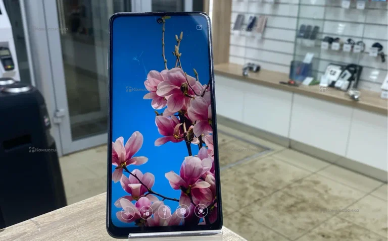 Huawei nova Y73 8/128 ГБ