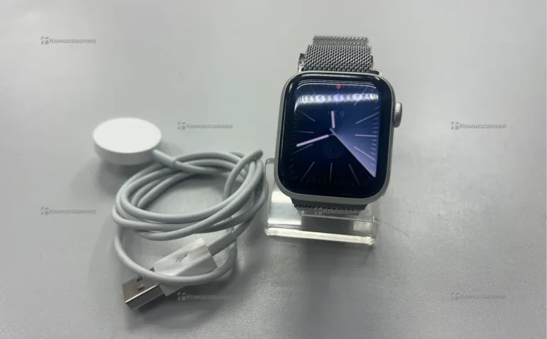 Часы  Apple Watch SE 40mm