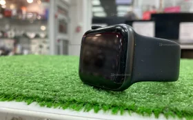 Часы  Apple Watch SE 44mm