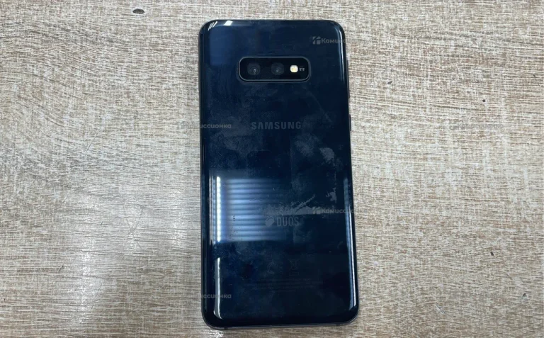 Samsung galaxy s10e 6/128gb