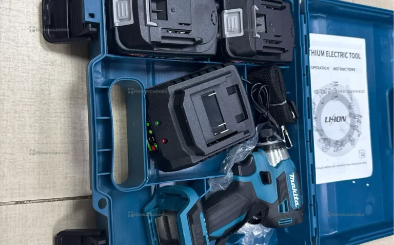 Шуруповерт винтоверт Makita АКБ