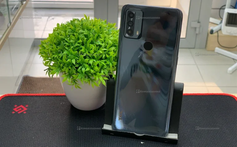 Телефон TCL 20B 4/64 ГБ