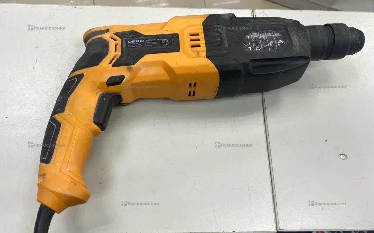Перфоратор DEKO DKH850W