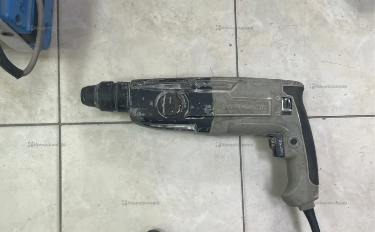 Перфоратор Интерскол П-26/800ЭР-2