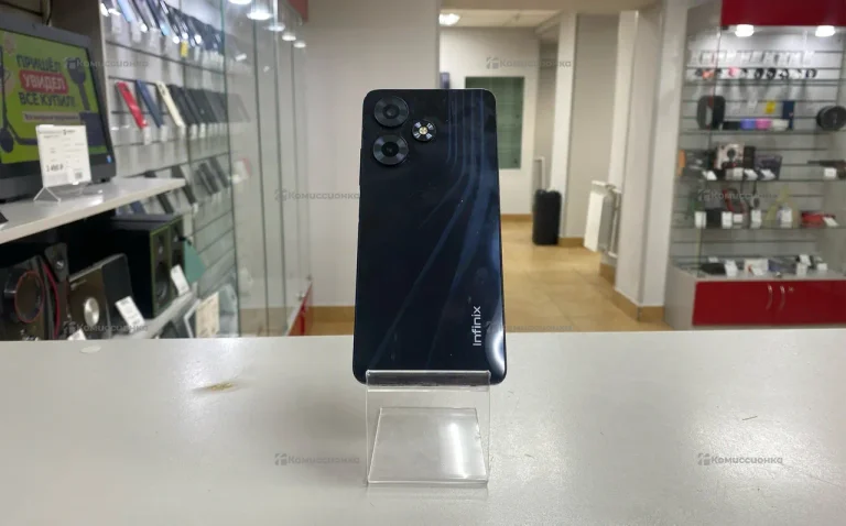 Infinix hot 30 4/128ГБ