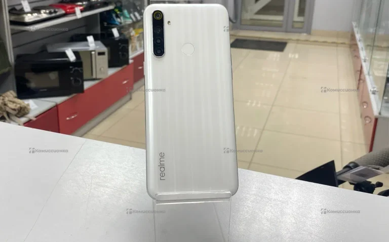 Realme 6i 4/128 ГБ