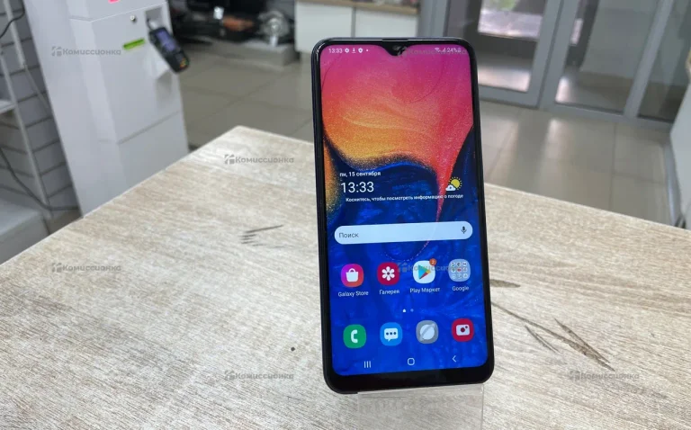 Samsung Galaxy A10 2/32 ГБ