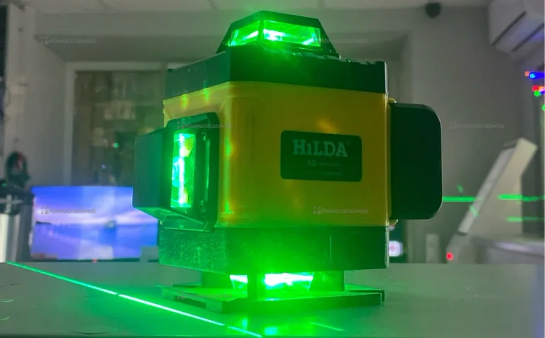 Лазерный уровень Hilda 4D