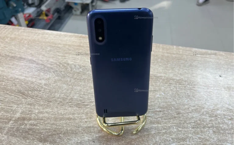 Samsung Galaxy A01 2/32 ГБ