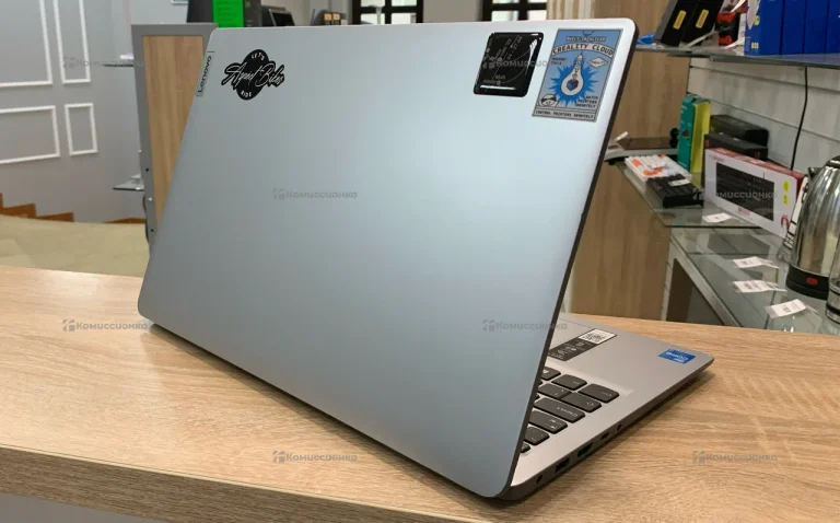 Ноутбук Lenovo IdealPad 15IAU7