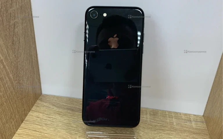 Apple iPhone 8 2/64 ГБ