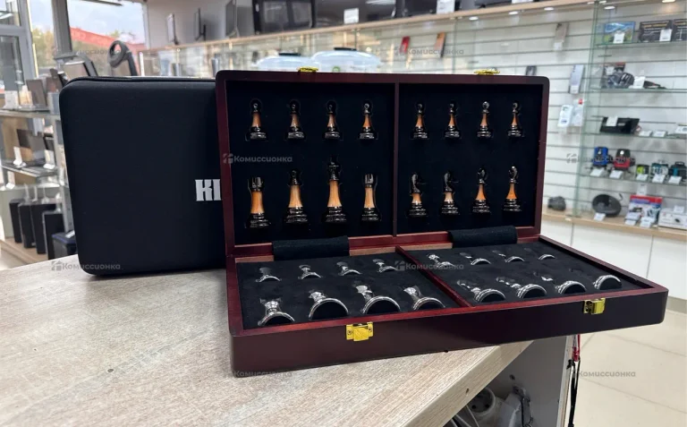 Шахматный набор Kingside Нефрит