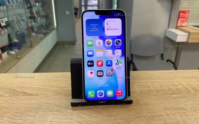 Apple iPhone 13 4/128 ГБ