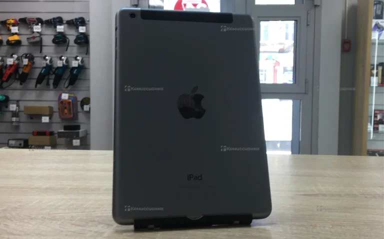Планшет Apple iPad mini 2 16Gb