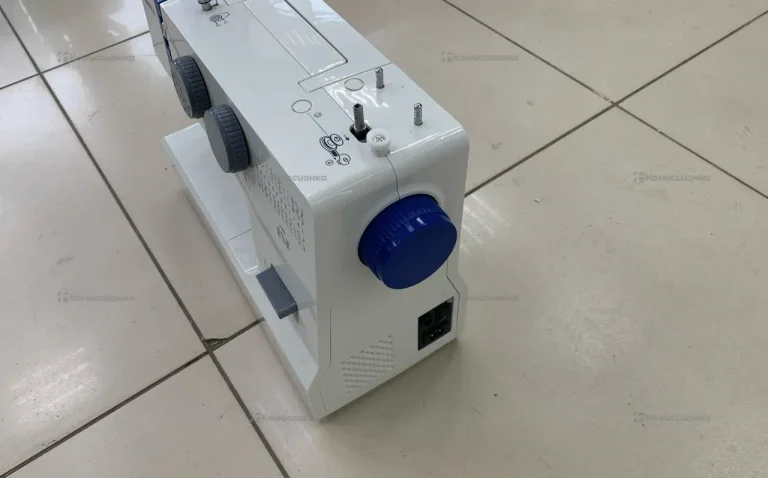 Швейная машина  Chayka MasterStitch 111