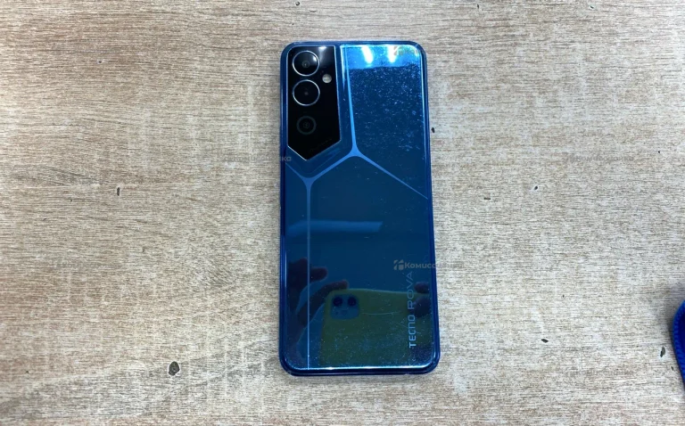 Tecno Pova Neo 2 4/64 ГБ