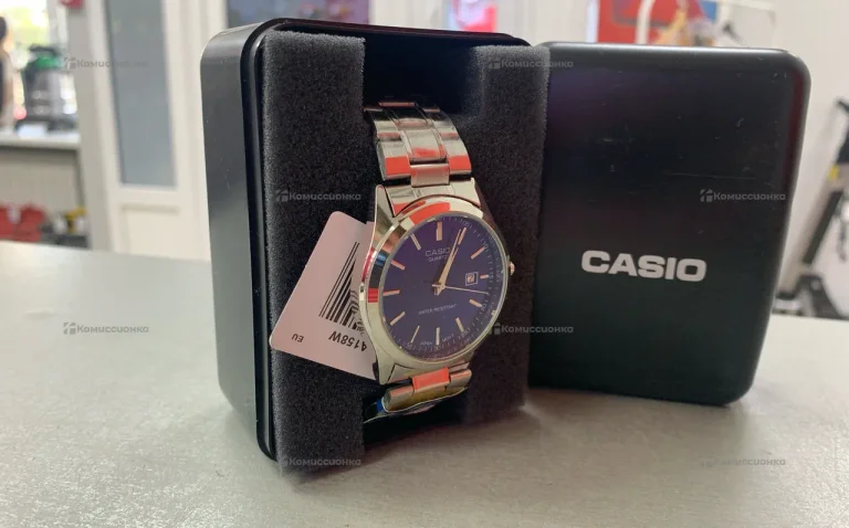 Часы  Casio