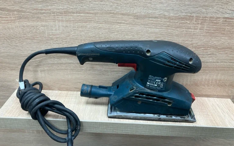 Шлифмашинка Bosch GSS 23 A