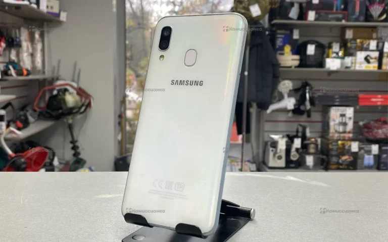 Samsung Galaxy A40 4/64Gb