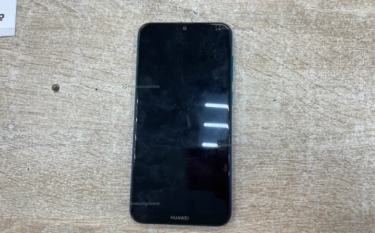 Huawei Y7 (2019) 3/32 ГБ