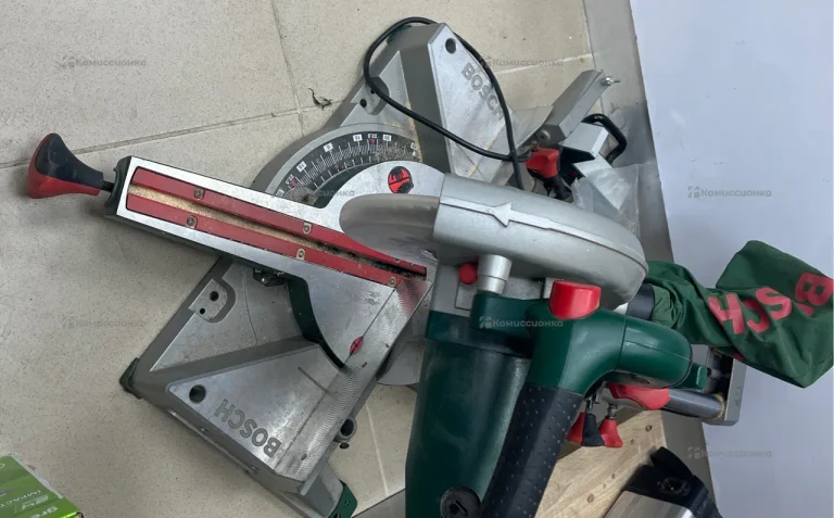 Торцовая пила Bosch PCM 8S