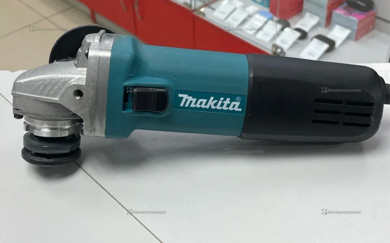 УШМ Makita 9558HNR