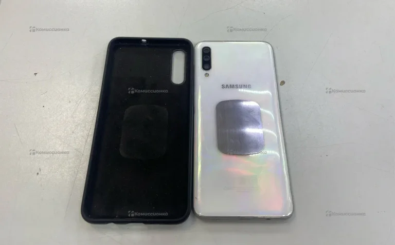 Samsung Galaxy A70 6/128 ГБ