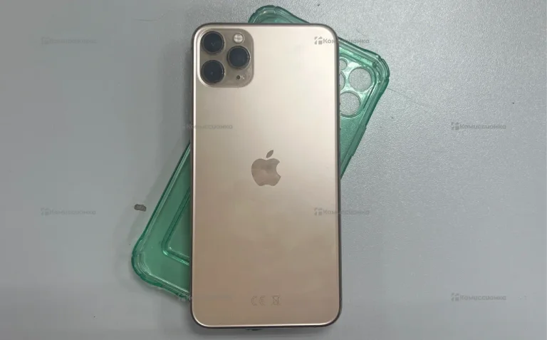 Apple iPhone 11 Pro Max 4/64 ГБ