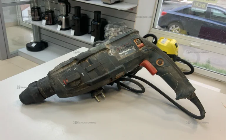 перфоратор Bosch GBH 240