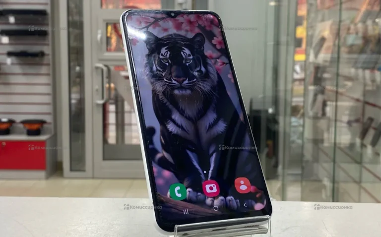 Samsung Galaxy A23 4/64 ГБ