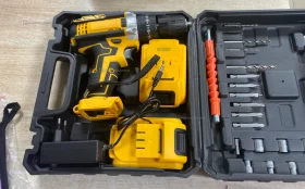 Дрель-шуруповёрт DeWalt