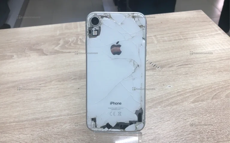 Apple iPhone Xr 64 ГБ