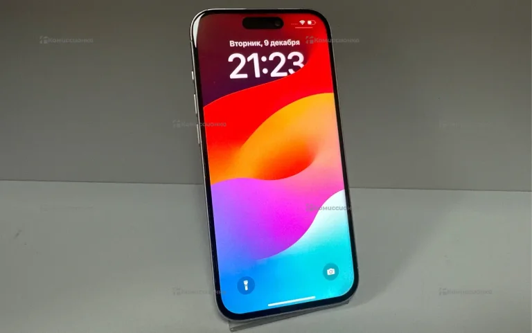 Apple iPhone 15 Pro 8/128 ГБ