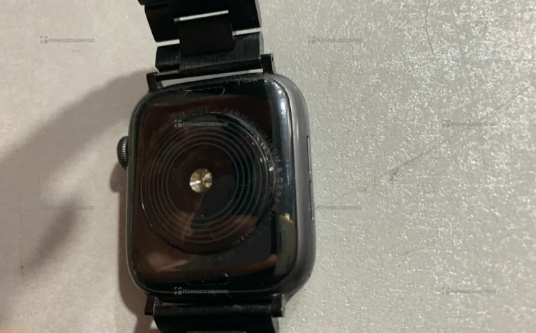 Apple Watch  SE 44 мм