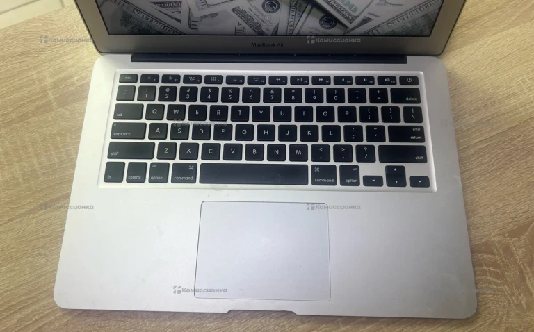 Mackbook Air 13-inch Intel core i7