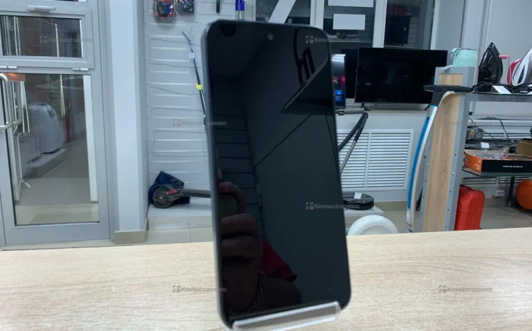 Tecno SPARK Go 1 3/64