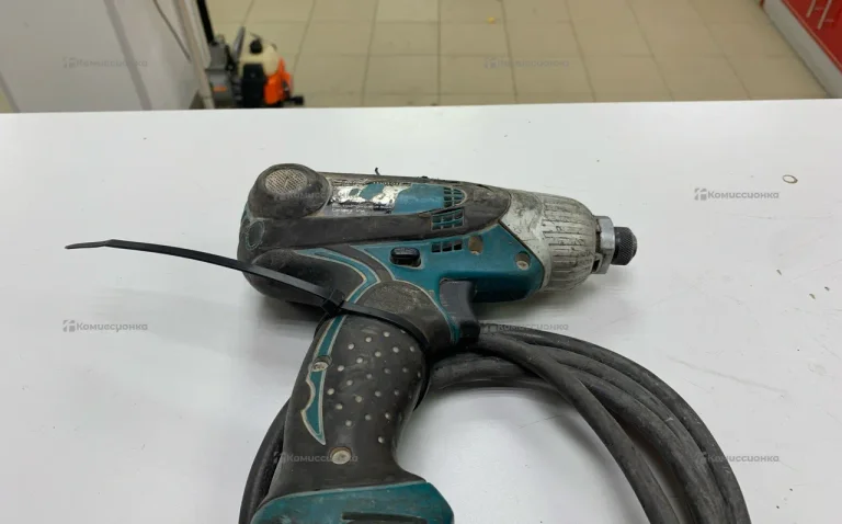 Ударный шуруповерт Makita TD0101F