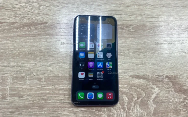 Apple iPhone 11 4/128 ГБ