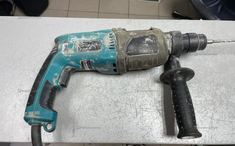 Перфоратор makita HR2460