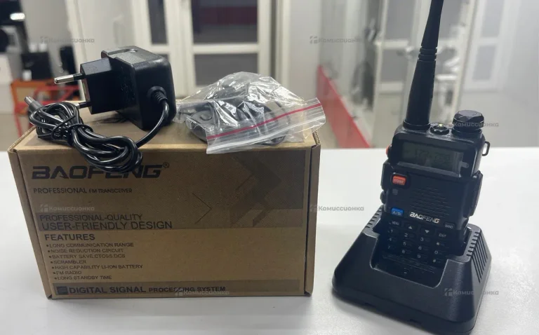 Рация BAOFENG UV-5R.