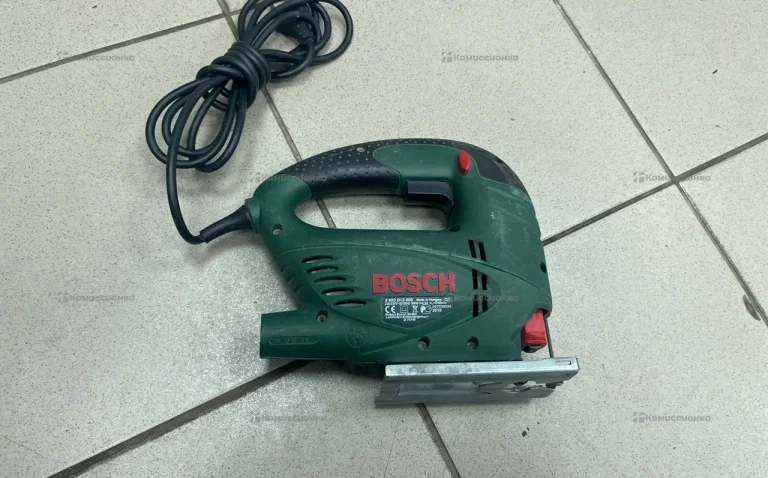 Электролобзик Bosch PST 670