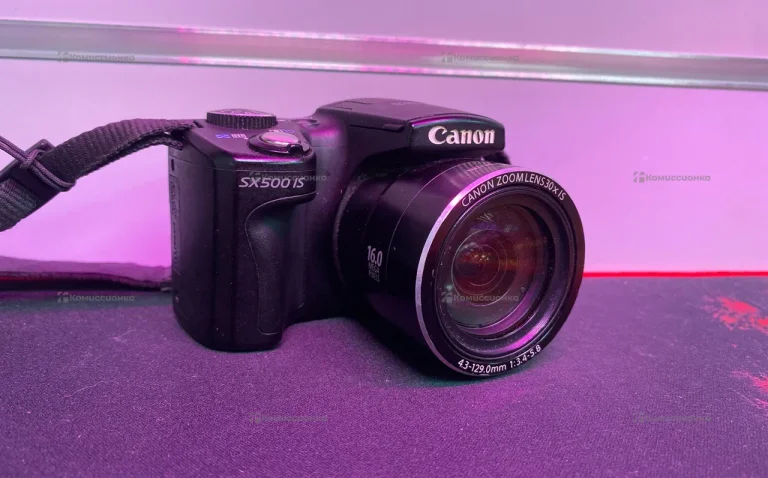 Фотоаппарат  Canon  PC1818