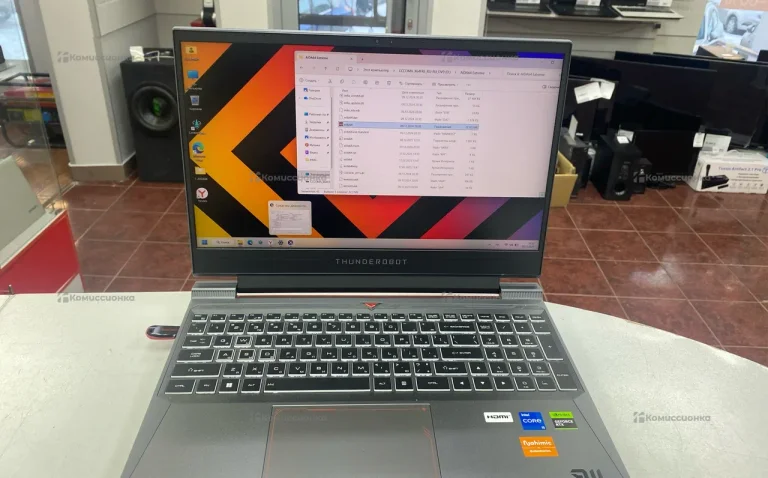 Ноутбук  Thunderobot