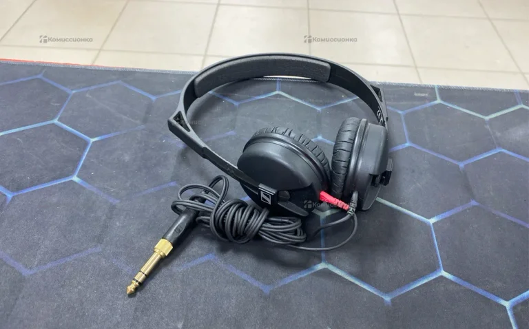 Наушники  Sennheiser hd 25 light