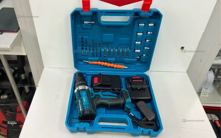 дрель шуруповерт Makita 18v