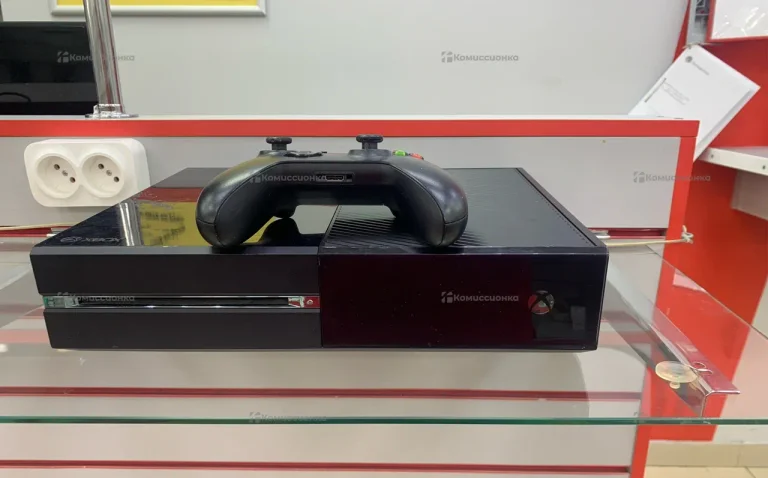 Приставка Xbox One 500gb